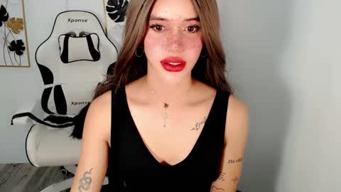 Erica Help me to reach my goal Superhotbabe1 online show from February 26, 2:27 am