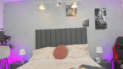 Sven online show from August 2, 8:08 pm