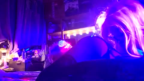 Johnny Cum Lover online show from September 29, 10:31 pm