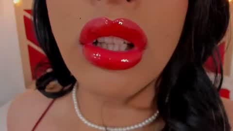 sweet_eliizabeth online show from June 11, 2:44 am