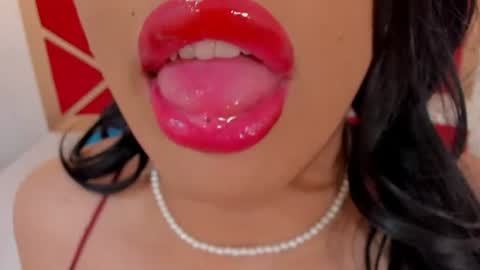 sweet_eliizabeth online show from June 11, 2:53 am