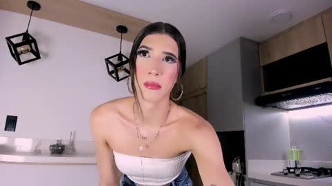 Sweet Fhalon online show from June 30, 1:16 am