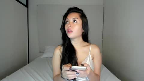 Jess online show from July 1, 1:44 pm