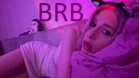 sweet_mol1y online show from December 5, 4:50 am