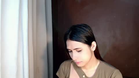 sweet_paprikaxx online show from June 12, 7:57 pm