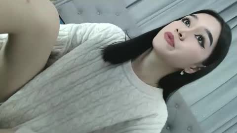 sweet_tatiana28 online show from June 5, 12:00 pm