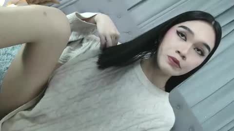 sweet_tatiana28 online show from June 6, 12:34 pm