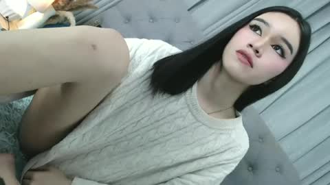 sweet_tatiana28 online show from June 15, 1:57 pm