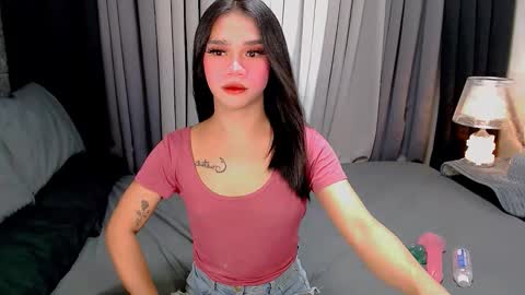 bea takashi  online show from October 25, 1:17 pm