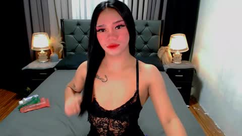 bea takashi  online show from June 6, 9:49 am