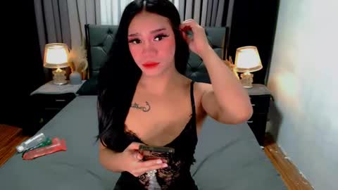 bea takashi  online show from June 13, 9:42 am