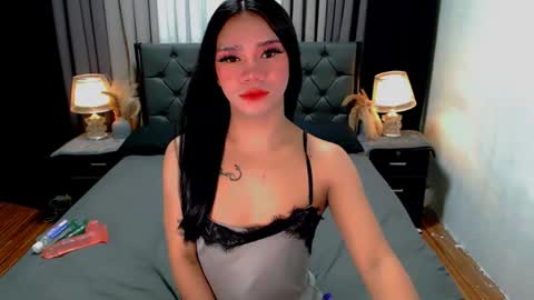 bea takashi  online show from June 14, 3:02 pm