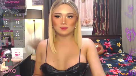 bella online show from December 8, 5:01 pm