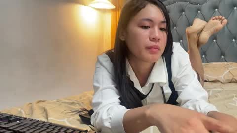 sweetgirllucy24xx online show from July 16, 7:42 pm