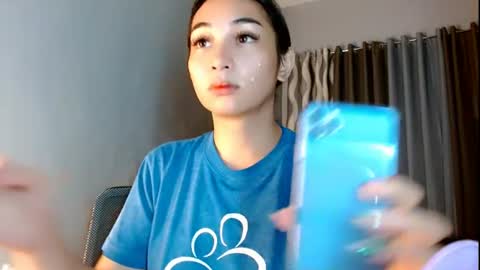 Lilly online show from July 4, 5:24 am