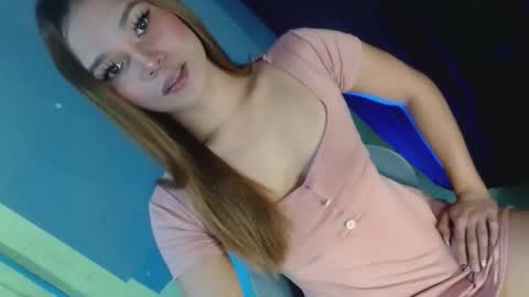 Snapshot of sweetstacy_18 chatting on September 21, 2:06 am Chella online show from September 21, 2:06 am