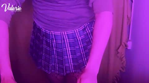 Valerie online show from December 15, 4:19 am