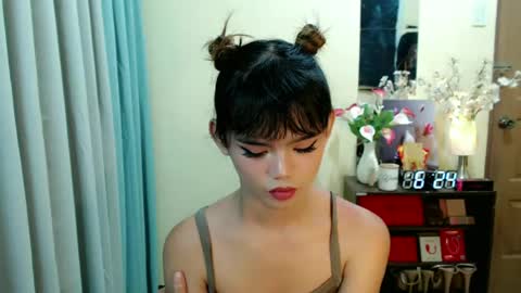 Megan online show from June 18, 10:25 pm