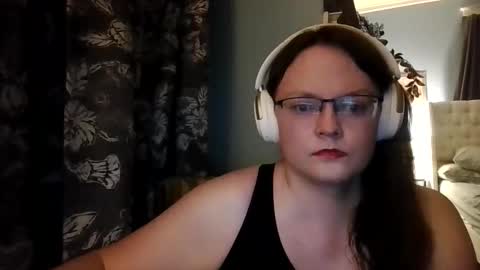 sylviexxxfun online show from June 9, 3:39 am