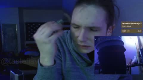 Snapshot of tasteflavored_femboy chatting on February 20, 10:48 pm Taste online show from February 20, 10:48 pm