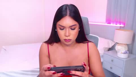 Miss Tati online show from August 1, 2:51 pm