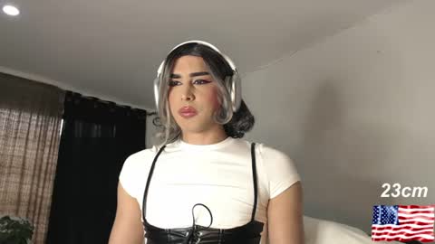 tatiana_hunter online show from June 14, 12:50 pm