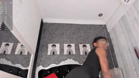 teylor online show from March 28, 9:49 pm