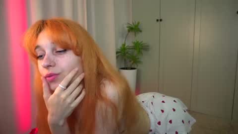 Foxy Zuccinni Roxy Little online show from July 26, 6:31 am