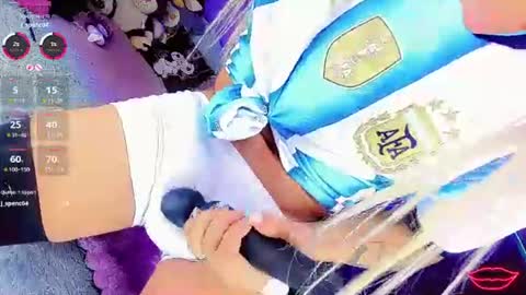 Thalia Girl online show from June 15, 2:35 am