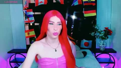 thamara_roberts online show from June 30, 1:00 pm