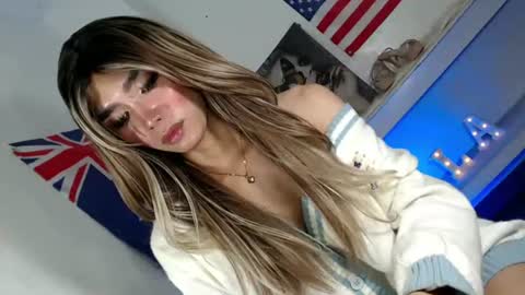 laisa online show from June 26, 11:47 am