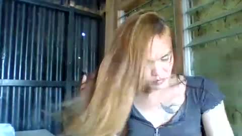 holly online show from July 13, 6:38 am