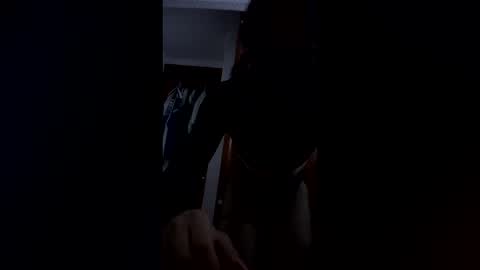 tifanyfem online show from December 22, 7:46 am