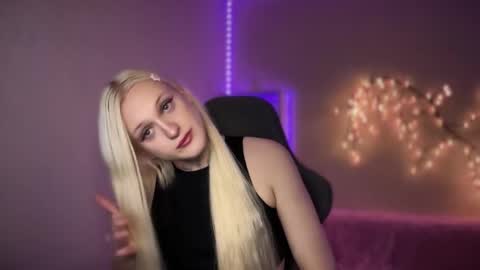 Amira online show from November 5, 11:21 am