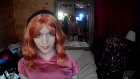 tiffanycase384727 online show from April 30, 2:39 am