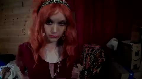 tiffanycase384727 online show from June 1, 3:08 am