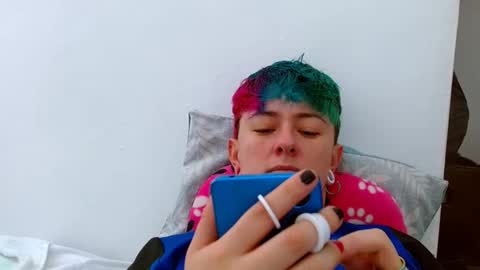 Blue online show from November 26, 1:46 pm