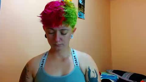 Blue online show from July 18, 11:43 pm