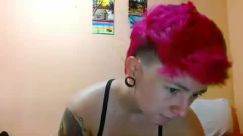 Blue online show from August 3, 4:02 pm