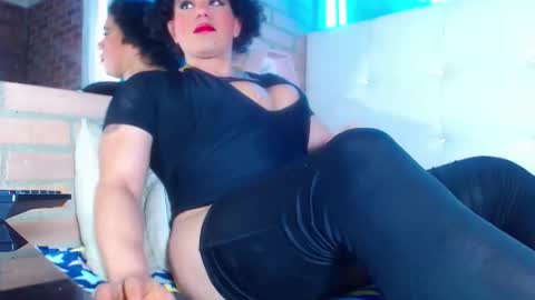 pamela online show from November 16, 7:35 pm