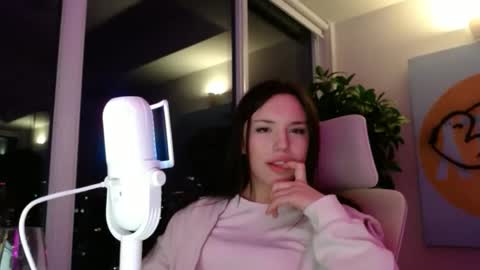 Snapshot of transfrmgirl98 chatting on October 26, 5:58 am transfrmgirl98 online show from October 26, 5:58 am