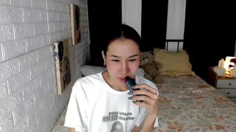 Chloe online show from August 3, 4:01 am
