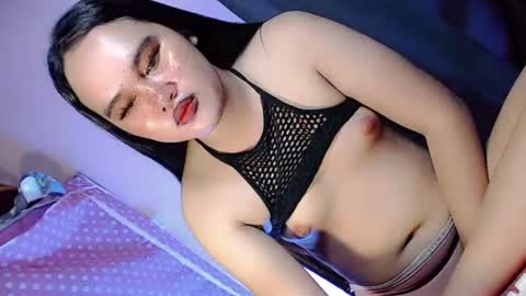 transslutty1 online show from July 15, 12:15 am