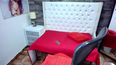 SOFIA online show from June 12, 10:42 pm