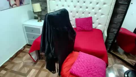 SOFIA online show from June 27, 1:54 am