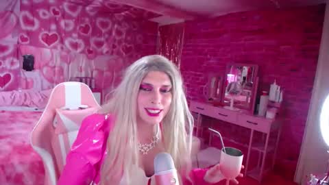 trista_doll online show from December 10, 11:53 pm