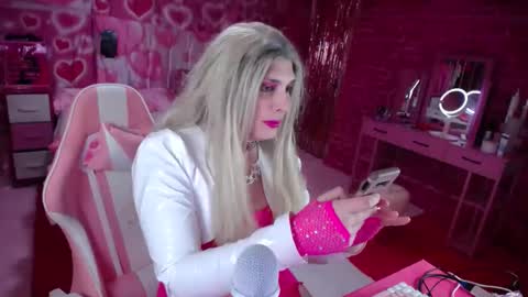 trista_doll online show from December 22, 11:31 pm