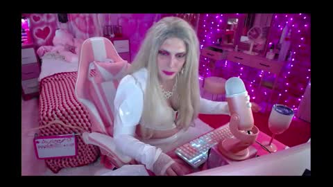 trista_doll online show from February 1, 12:18 am