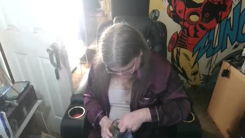 Anne online show from January 8, 4:05 am