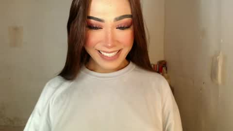 The Girl Named Romantika  online show from June 10, 2:33 am